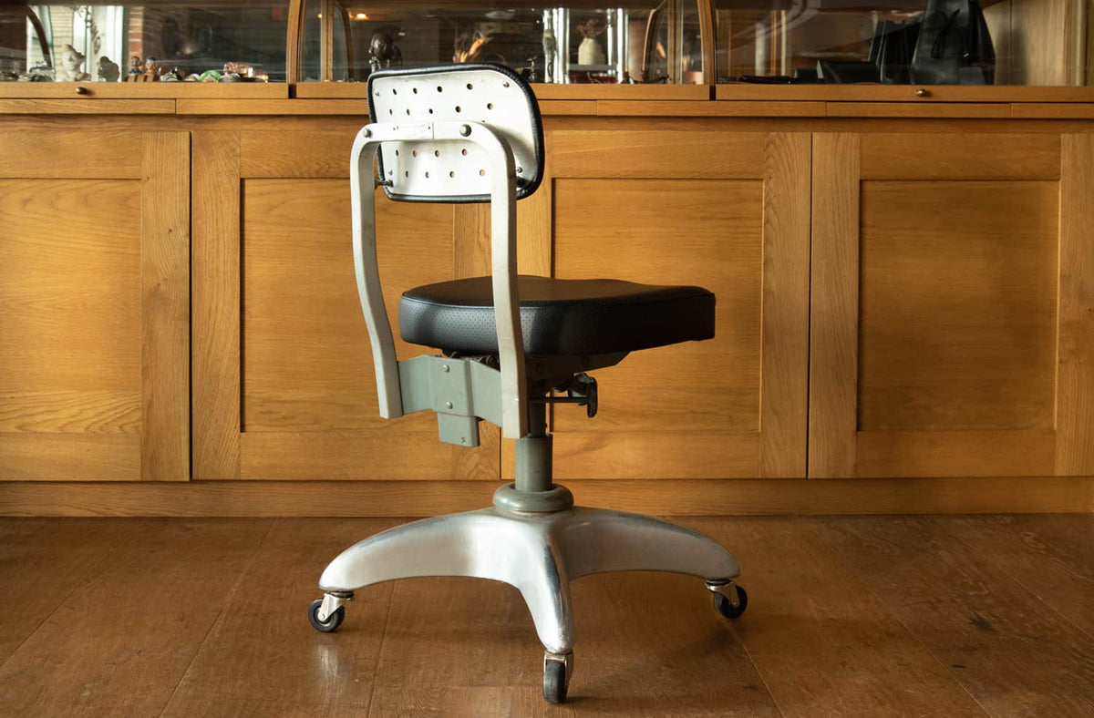 GOOD FORM DESK CHAIR – ARKESTRA