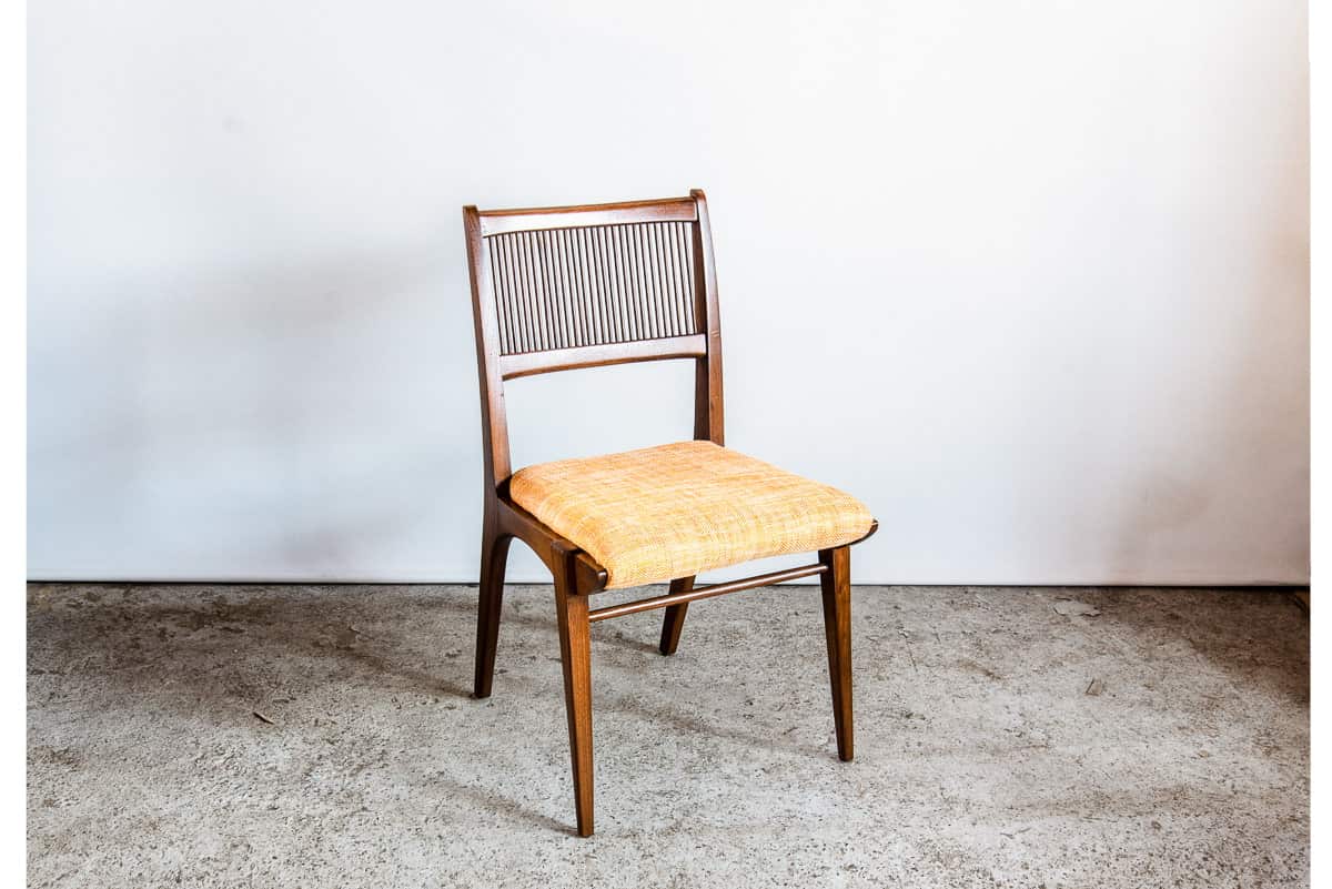 DINING CHAIR