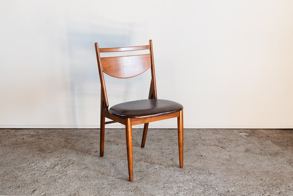 DENISH DINING CHAIR