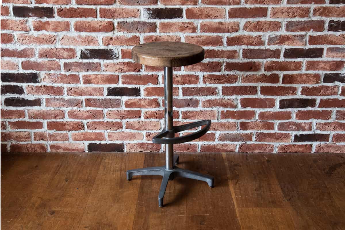 STOOL