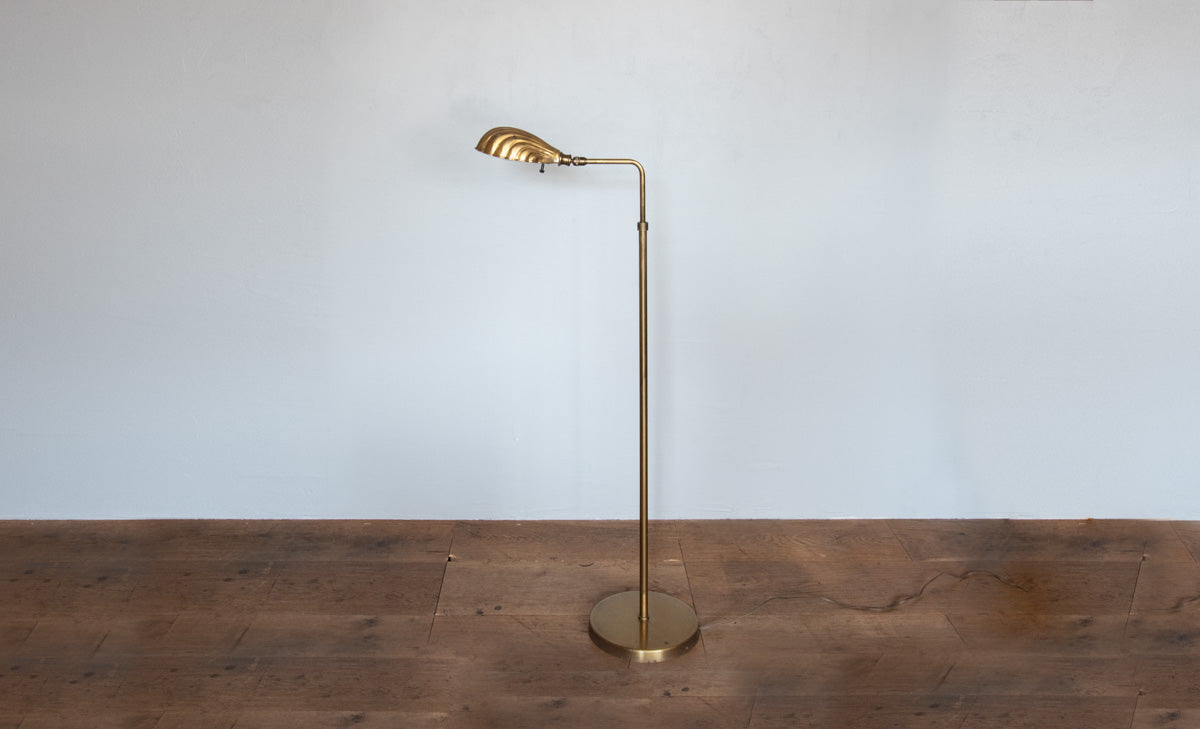 BRASS SHELLFLOOR LAMP