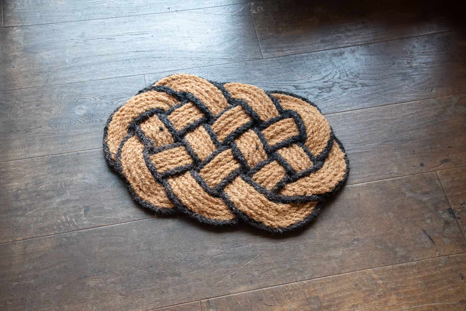 DOOR MAT