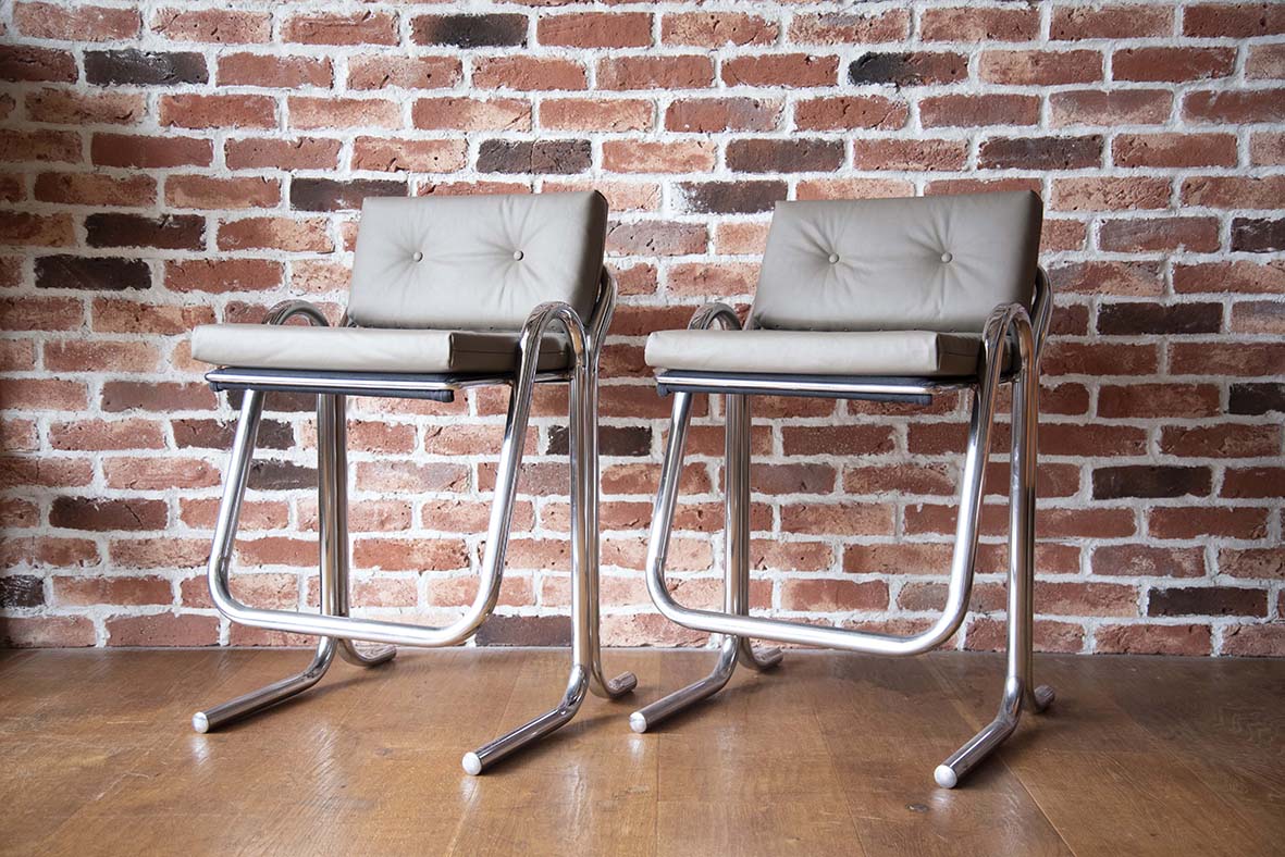 JERRY JOHNSON BAR STOOL