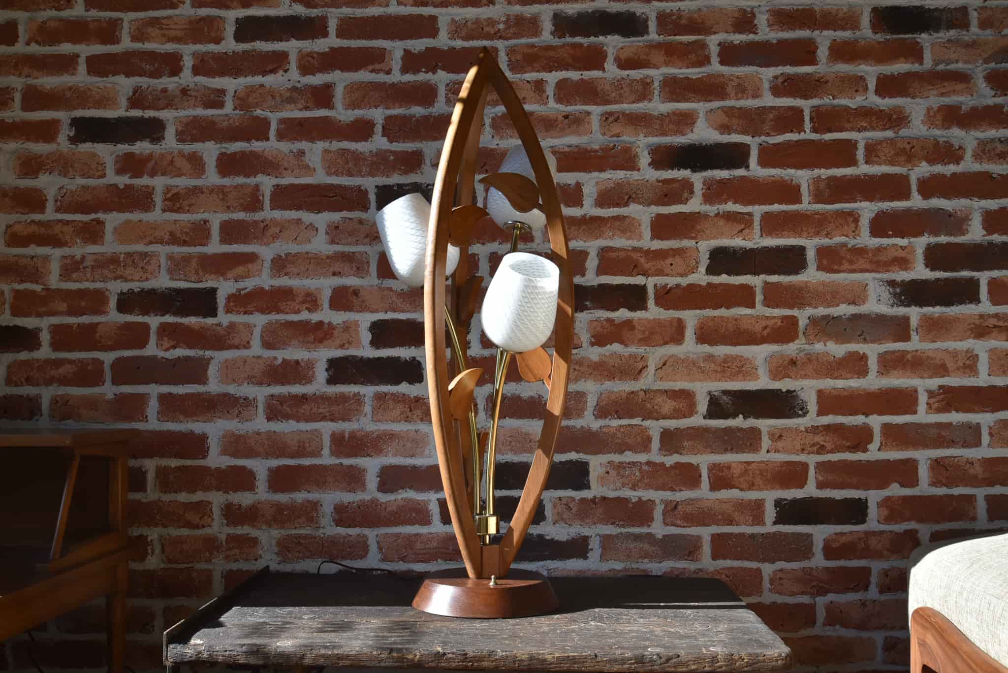 3LIGHT TABLE LAMP