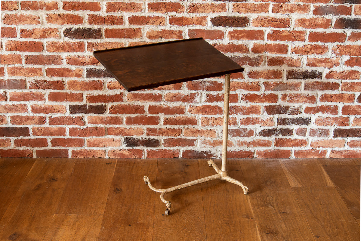 MUSIC STAND